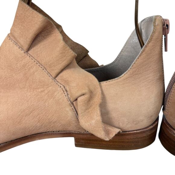 Sole Society Brinya Suede Ruffle Ankle Boots Booties Slip On Shoes Blush sz 10 - Picture 4 of 16